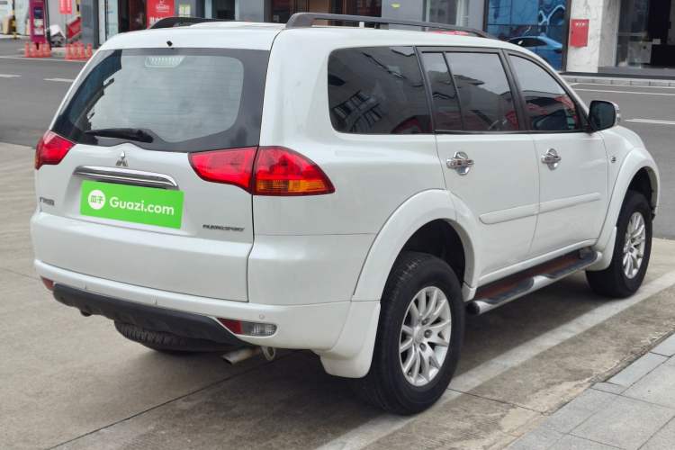 Used Mitsubishi Pajero Sport 2013 3.0L Automatic 4x4 Executive Edition
