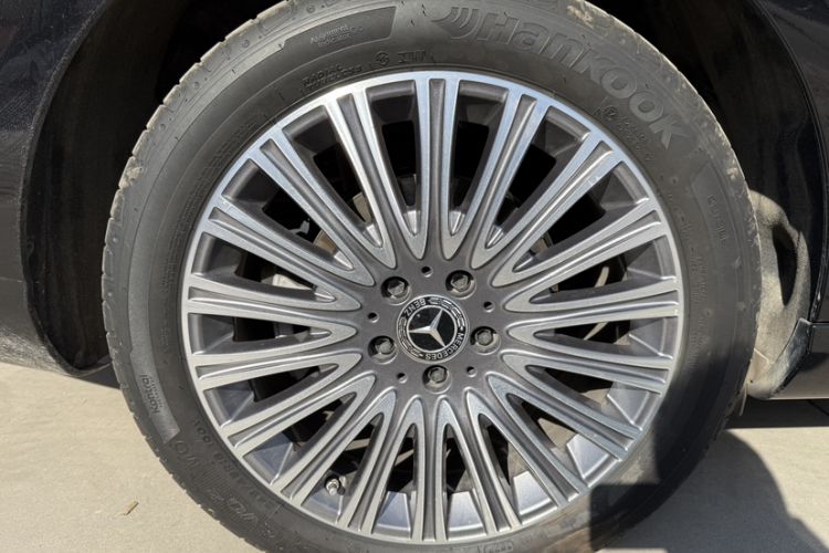 Used Mercedes-Benz E-Class 2023 Updated E 300 L Fashion Edition
