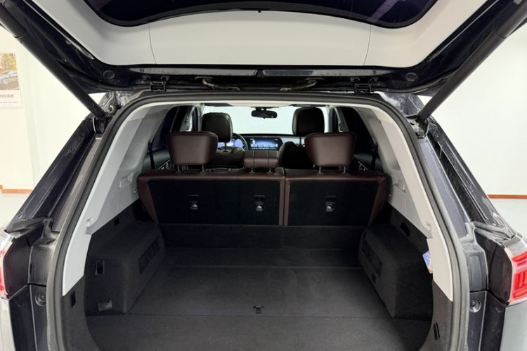 Used Chery Tiggo 8 PLUS 2024 Champion Edition 290TGDI DCT Deluxe Version 5-Seater
