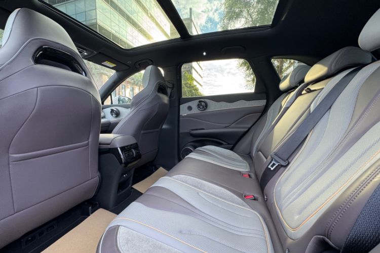 Used BYD Frigate 07 2023 DM-i 100KM Flagship Model
