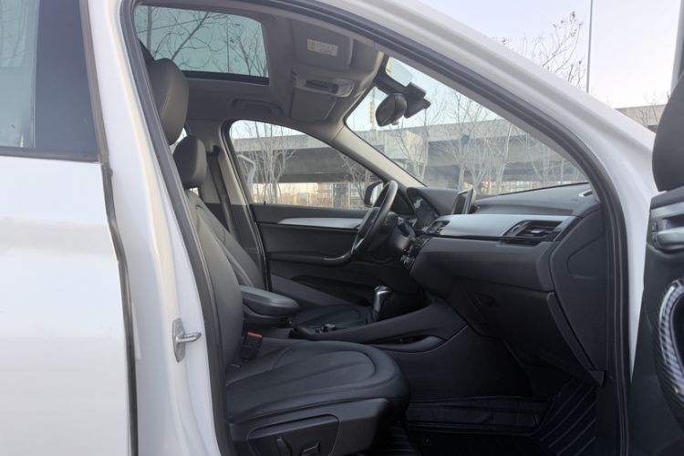 Used BMW X1 2016 sDrive18Li Premium Edition
