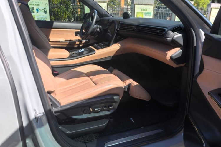 Used Nio ES8 2020 450 km Signature Edition 7-Seater Version