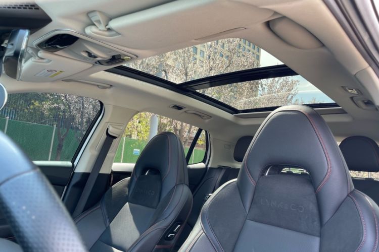 Used Lynk & Co 01 2019 2.0T Four-Wheel Drive Genie Pro Version China VI Standard
