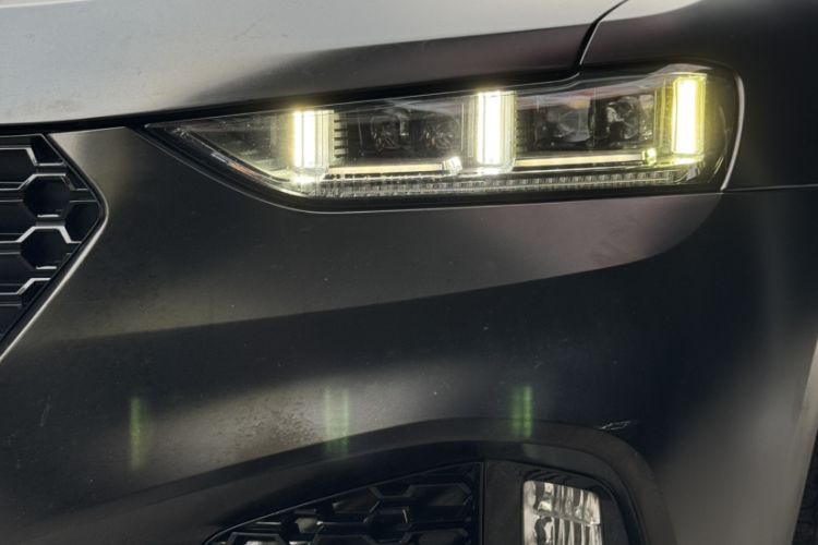 Used Wey VV7 2017 2.0T Flagship Edition
