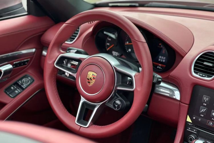 Used Porsche 718 2022 Boxster 2.0T
