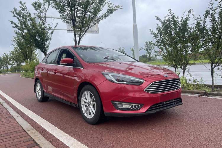 Used Ford Focus 2018 Sedan Classic 1.6L Automatic Trendy SmartDrive Edition
