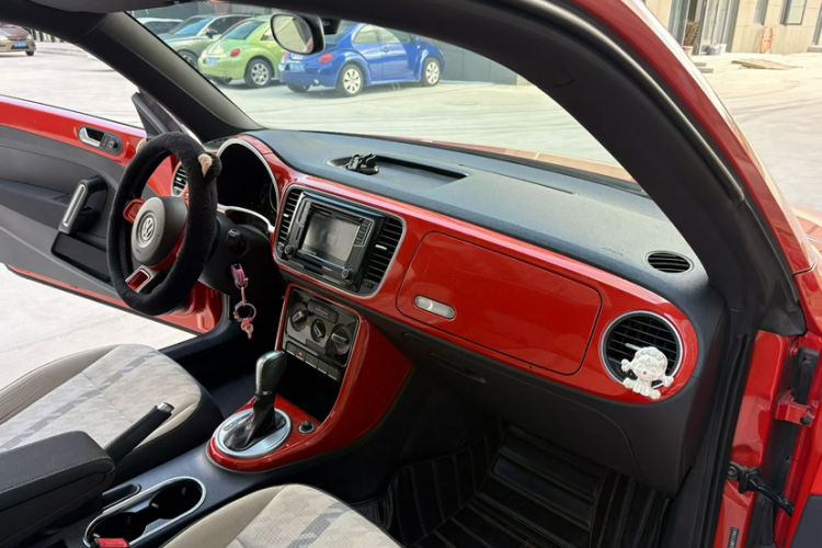 Used Volkswagen Beetle 2018 180TSI Shangle Model
