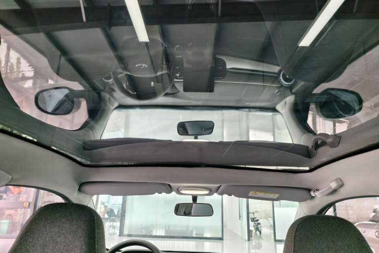 Used Chery Little Ant 2022 300 000 Yuan "Ant Fan" Edition "Extra Sweet" Version Lithium Iron Phosphate 29.2 kWh 30 kW 301 km
