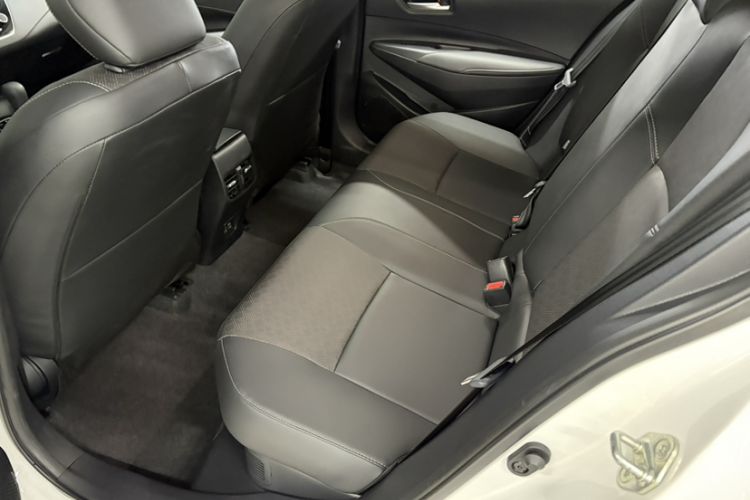 Used Toyota Corolla 2024 1.8L Smart Electric Hybrid Dual-Engine Elite Edition
