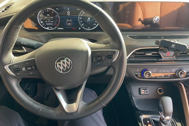 Used Buick GL6 2021 323T Mild Hybrid Connect Prestige Model
