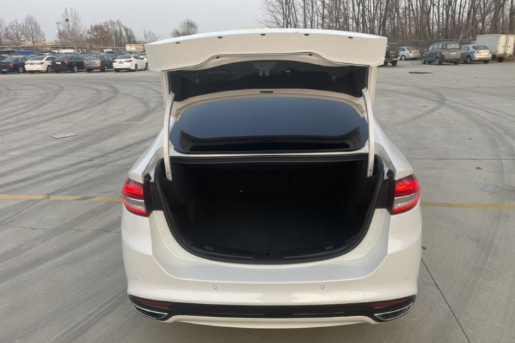 Used Ford Mondeo 2017 Facelifted EcoBoost 200 Luxury Version
