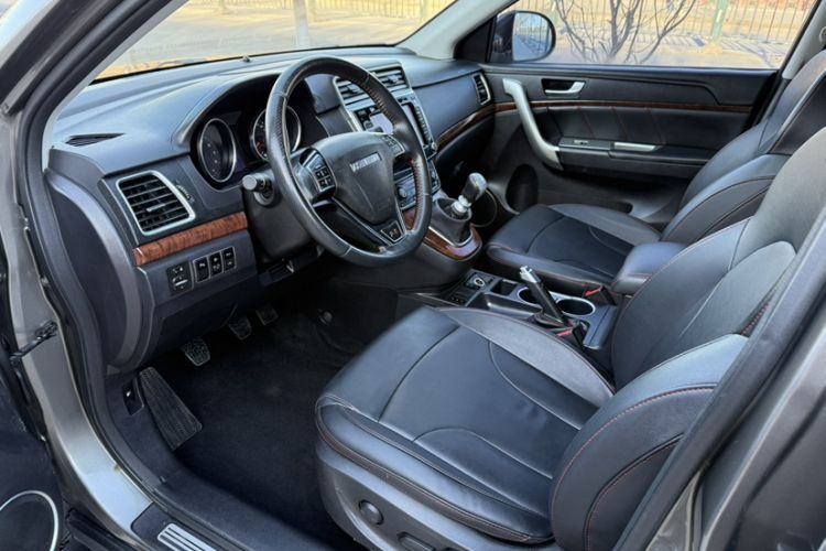 Used Haval H6 2017 Red-Label Sport Edition 1.5T Manual Two-Wheel Drive Elite Model
