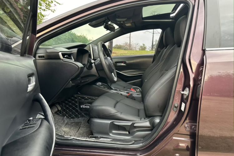 Used Toyota Levin 2019 Dual-Engine 1.8H E-CVT Luxury Edition China VI Standard
