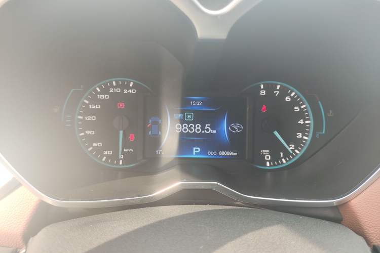 Used Soueast DX7 2017 1.5T Automatic Glory Edition
