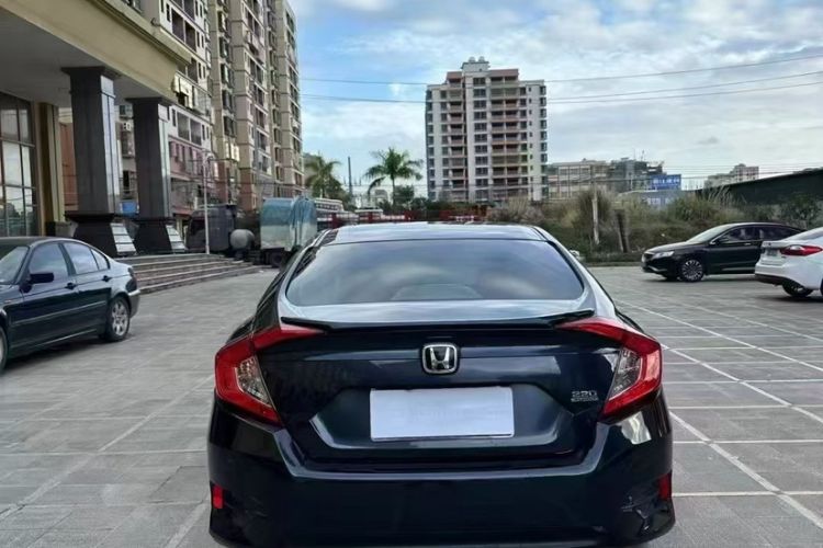 Used Honda Civic 2016 220TURBO CVT Prestige Edition
