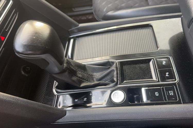 Used Volkswagen Teramont X 2020 Revised Version 330TSI Two-Wheel Drive Luxury Edition
