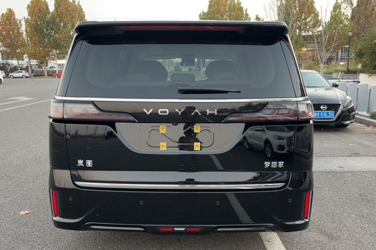 Used VOYAH Dream 2025 PHEV Four-Wheel-Drive Flagship Kunpeng Edition
