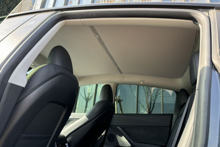 Used Tesla Model Y 2024 Long-Range All-Wheel-Drive Version