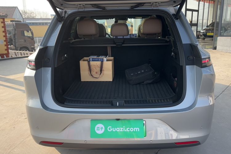 Used Li Auto L6 2025 Pro Smart Refresh Edition