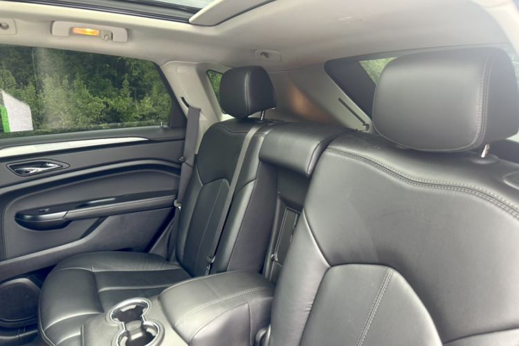 Used Cadillac SRX 2014 3.0L Comfort Model
