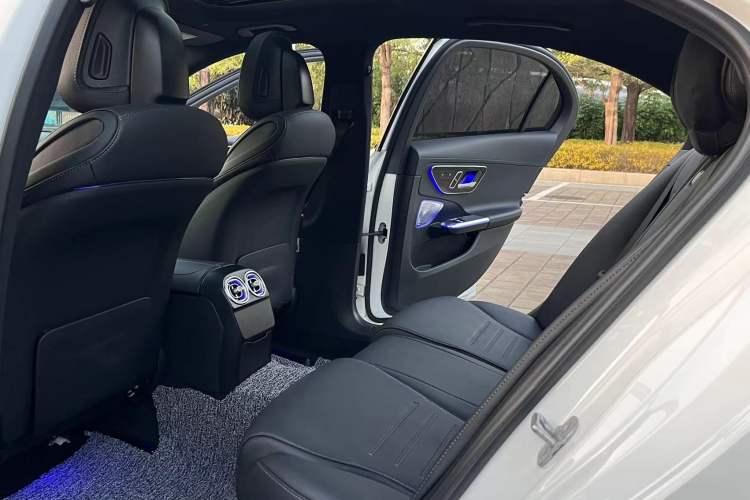 Used Mercedes-Benz C-Class 2024 C 260 L Brilliant Night Sports Edition
