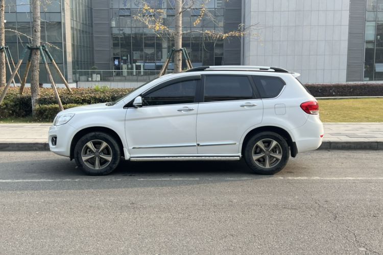 Used Haval H6 2016 Upgraded Model 1.5T Manual Two-Wheel Drive Elite Version
