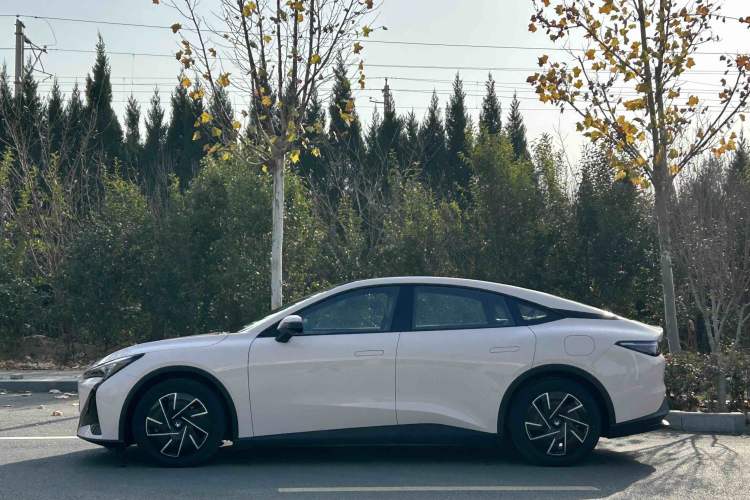 Used ARCFOX Alpha S5 2024 560PRO 185kW
