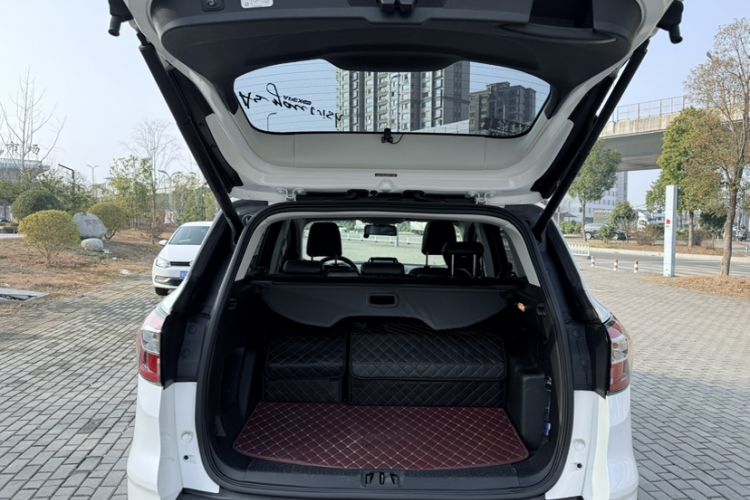 Used Ford Kuga 2019 EcoBoost 180 Two-Wheel-Drive Titanium Plus Model China V Standard