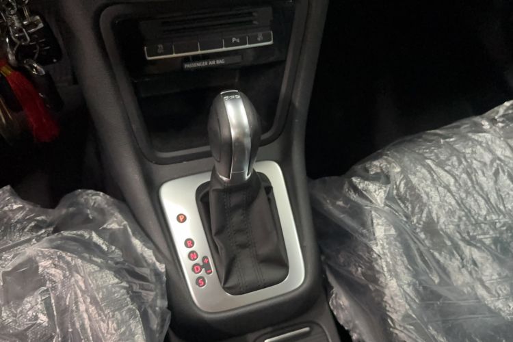 Used Volkswagen Sharan 2013 1.8TSI Standard Model
