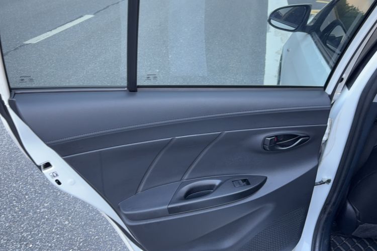 Used Toyota YARiS L 2022 1.5L CVT Leading PLUS Edition
