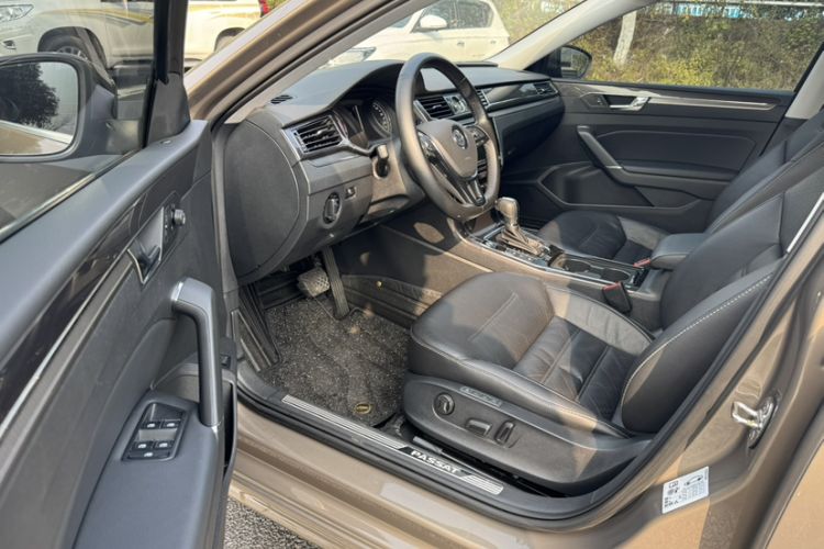 Used Volkswagen Passat 2017 330TSI DSG Prestige Edition
