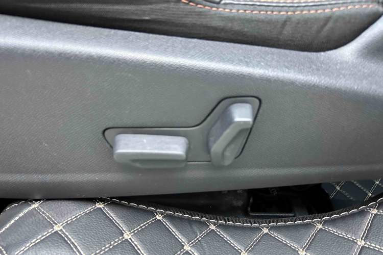 Used Peugeot 5008 2017 380THP 7-Seater Elite Edition