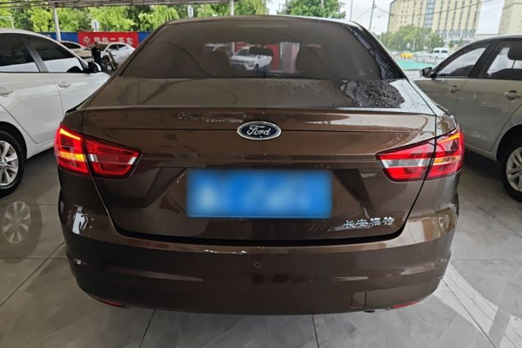 Used Ford Escort 2015 1.5L Automatic Comfort Model
