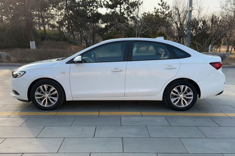 Used Buick GT 2019 18T Automatic Connected Elite Model China VI Standard
