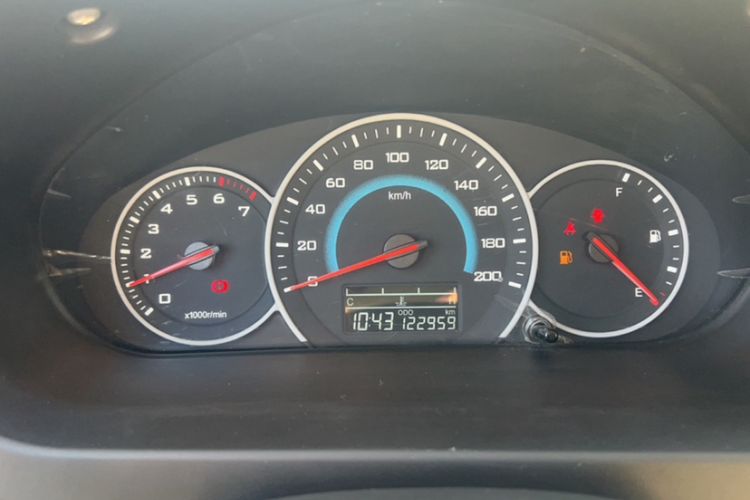 Used Wuling Rongguang V 2016 1.5L Standard Version
