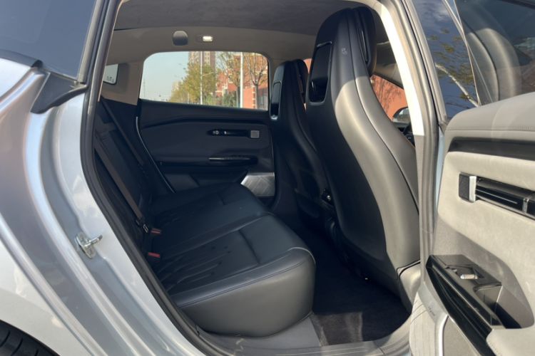 Used  GT 2023 560 Rear-Drive Seven-Wing Edition
