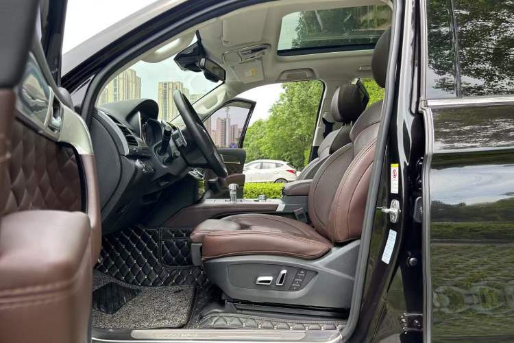 Used Haval H9 2020 2.0T Gasoline 4x4 Prestige 7-Seater
