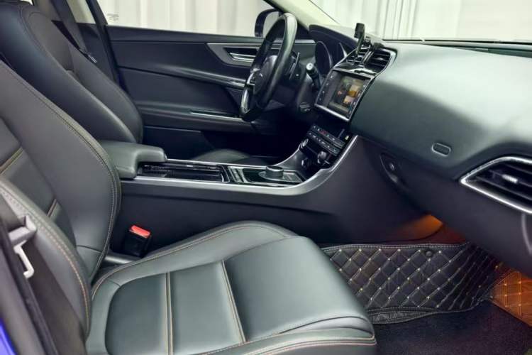 TDK.VehicleDetails.img