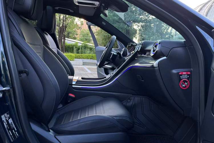 Used Mercedes-Benz C-Class 2023 Second Facelift C 260 L Sport Edition
