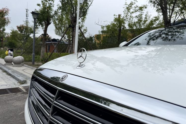 Used Mercedes-Benz E-Class 2017 E 300 L Luxury Model