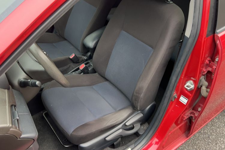 Used Toyota YARiS L 2015 1.5E Automatic Charm Edition