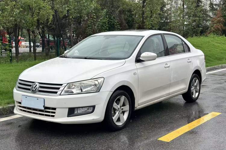 Used Volkswagen Santana 2015 1.6L Automatic Comfort Edition
