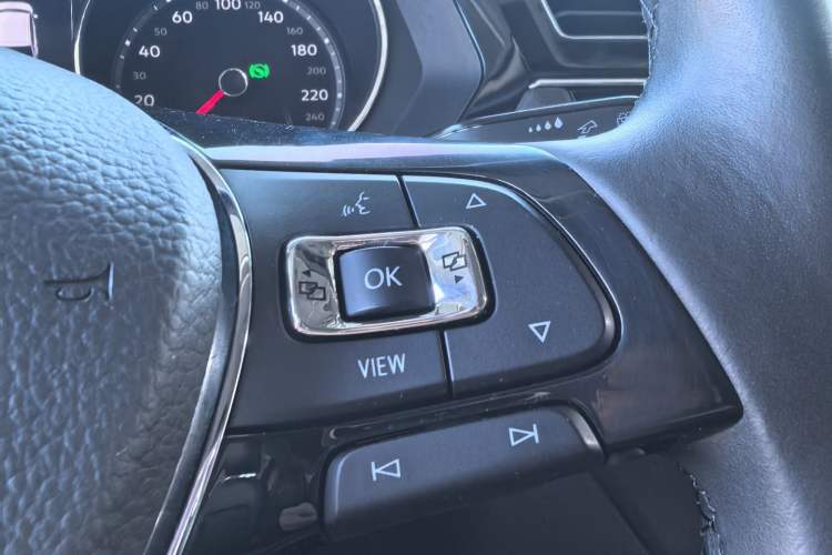 TDK.VehicleDetails.img