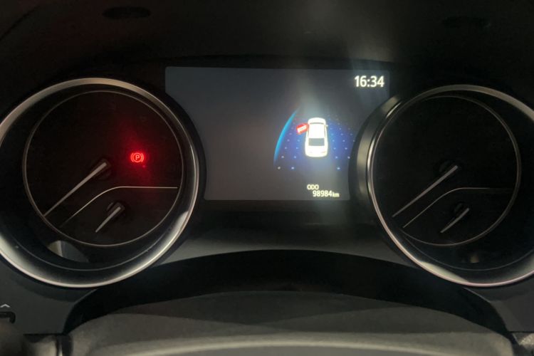 Used Toyota Camry 2021 2.0G Luxury Edition
