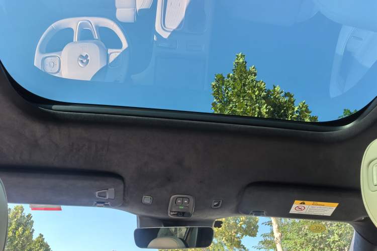 Used Nio ES6 2024 75 kWh
