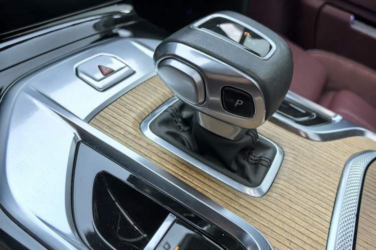 Used Hongqi E-HS9 2022 690 km Range Flagship Edition Six Seats