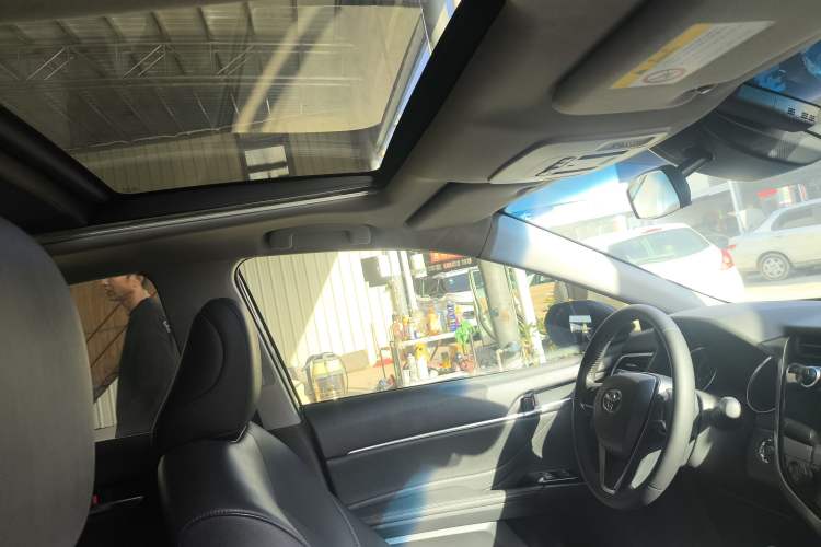 Used Toyota Camry 2019 2.5G Luxury Edition China VI Standard
