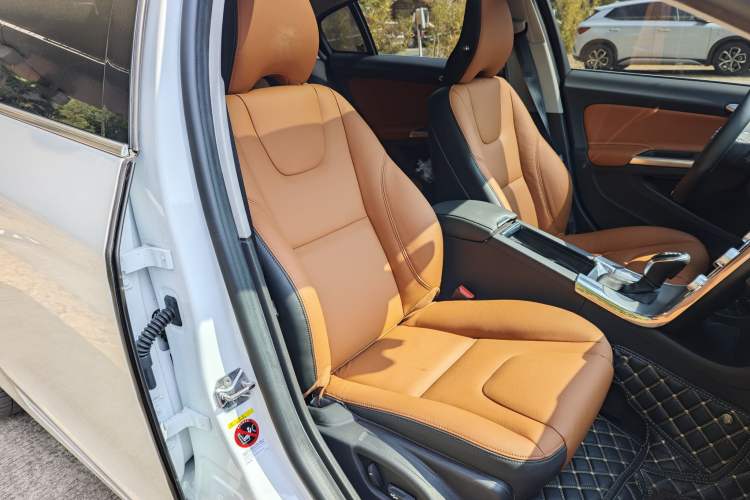 Used Volvo S60 2019 S60L Facelift T5 Intelligent Advanced Edition