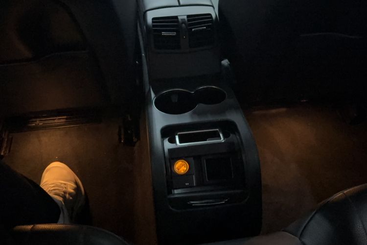 Used Mercedes-Benz E-Class 2015 Facelift E 200 L Sport Edition
