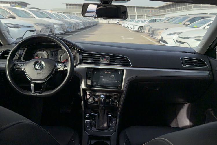 Used Volkswagen Lamando 2019 280TSI DSG Comfort Edition China VI standard
